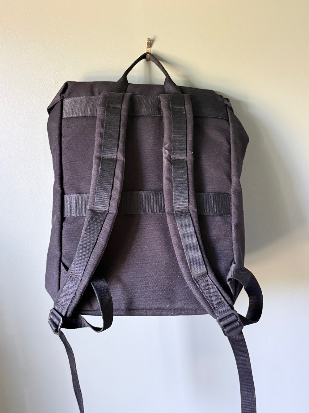 Everlane ReNew Rucksack - Black - Picture 5 of 9